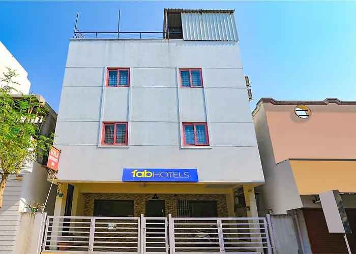 Fabhotel Vrj Residency - 500M From Chennai Trade Center