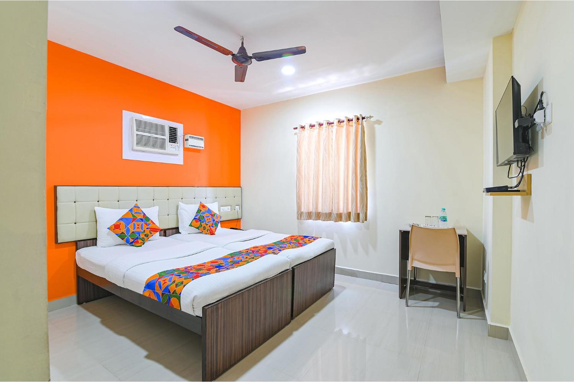 Fabhotel Vrj Residency - 500m From Trade Center 3* Chennai