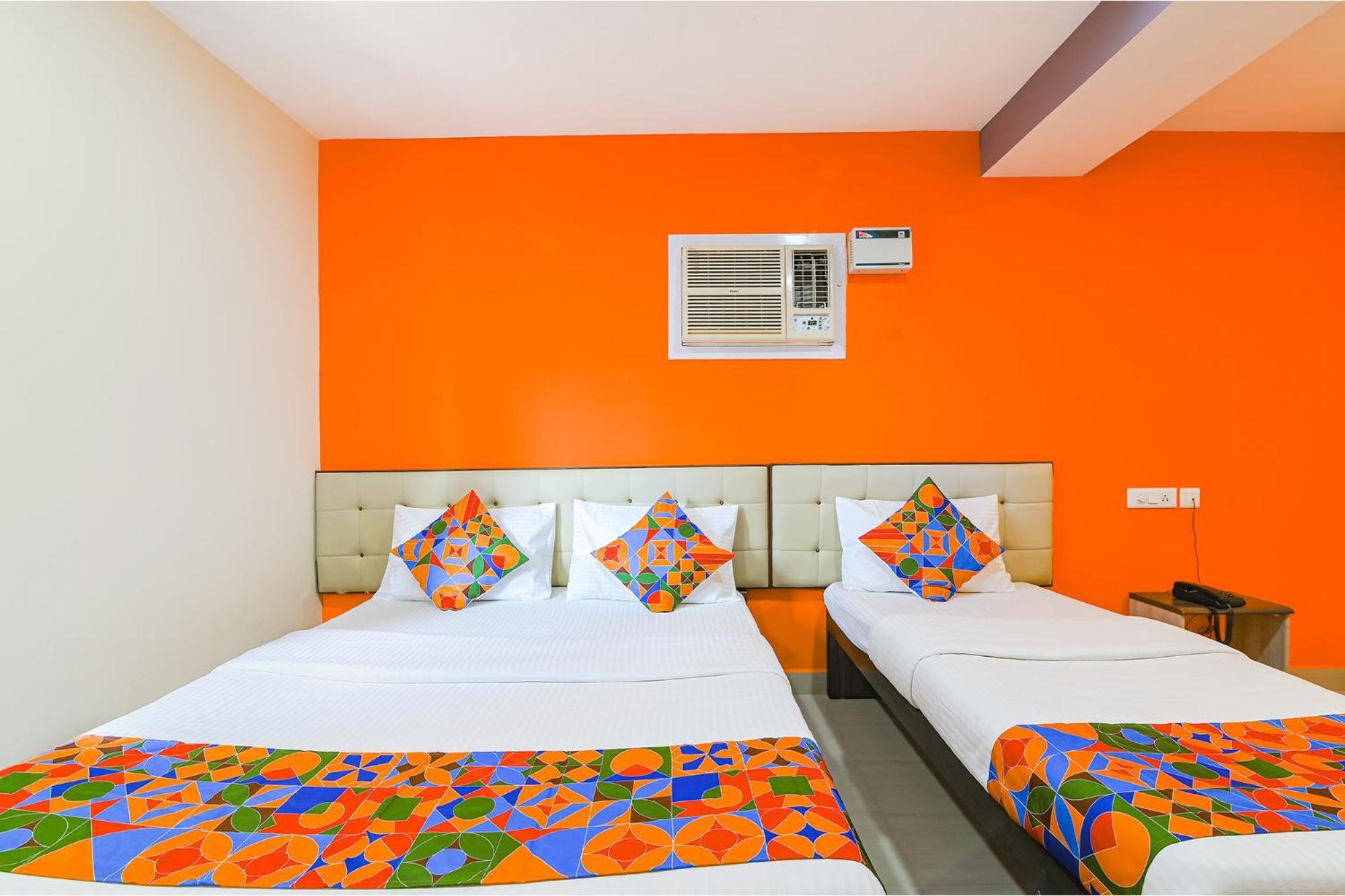 Fabhotel Vrj Residency - 500m From Trade Center Hotel 3*